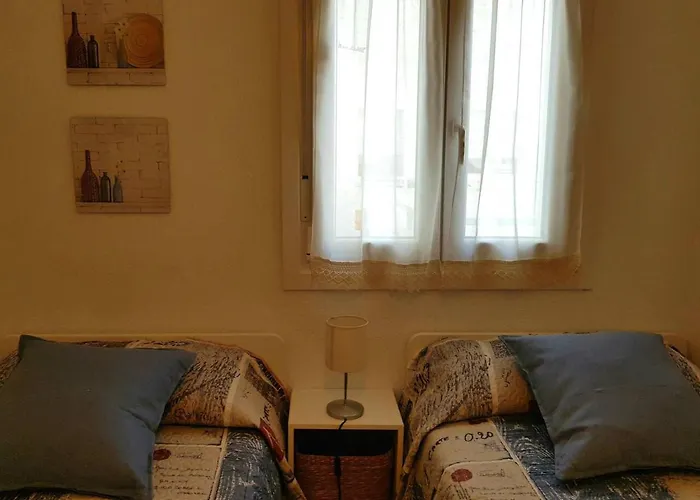 Con Garaje En Centro Historico!!