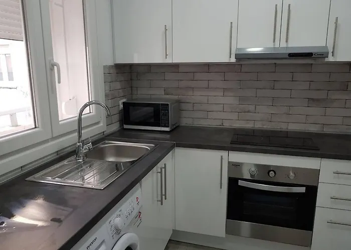 Con Garaje En Centro Historico!!